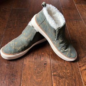 Toms camo sneaker